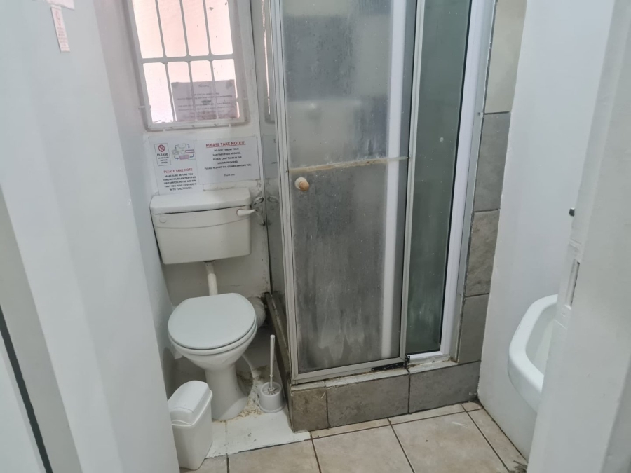 13 Bedroom Property for Sale in Brandwag Free State